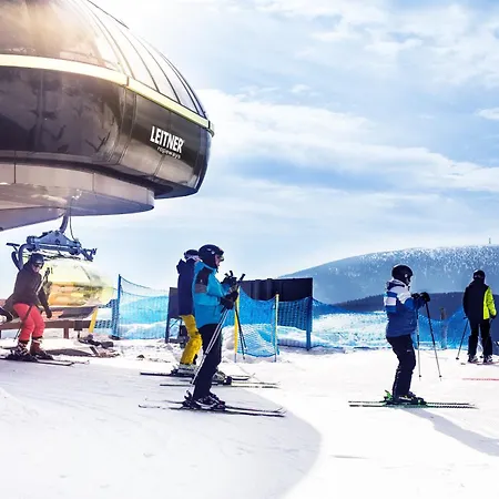 Czarna Perla - Czarna Gora By Sun & Snow سيينا